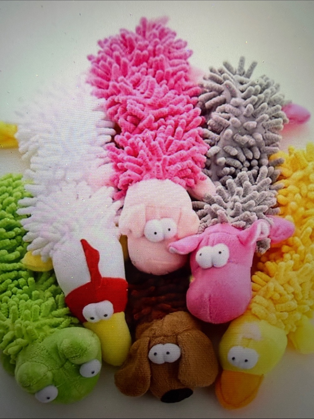 ❣️5/$25❣️ Plush soft chew toy with built in crinkle sound and squeak. You get 1